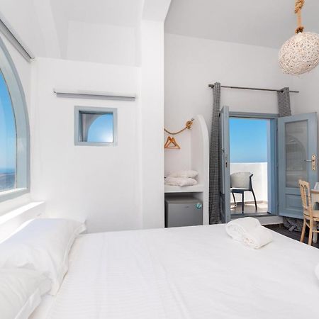 Katris Apartments Fira  Bagian luar foto