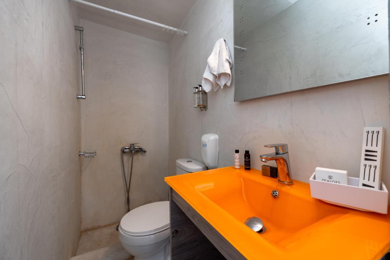 Katris Apartments Fira  Bagian luar foto