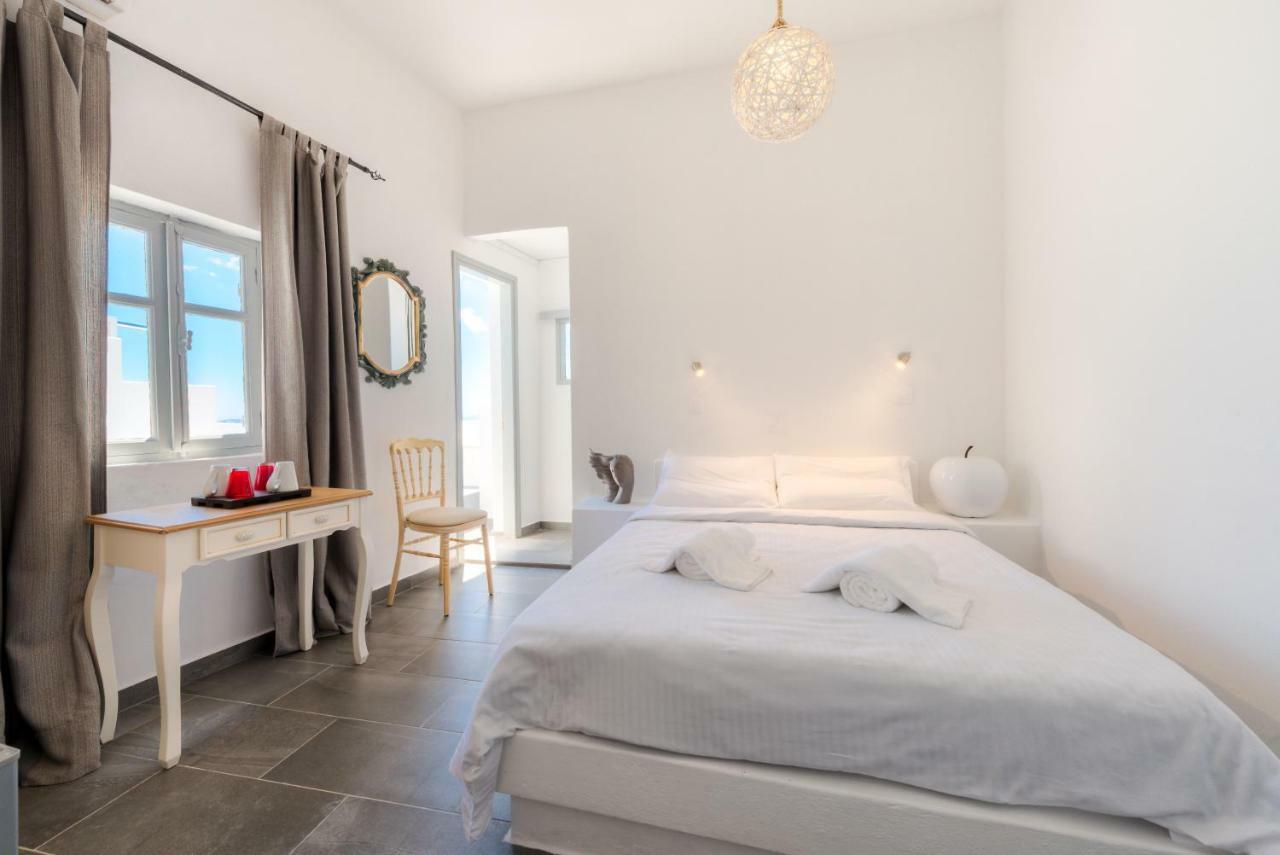 Katris Apartments Fira  Bagian luar foto
