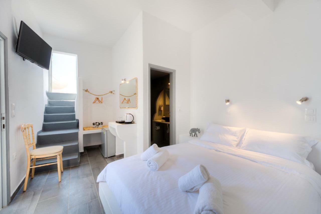 Katris Apartments Fira  Bagian luar foto