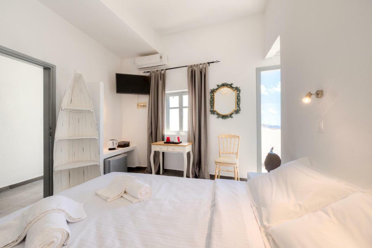 Katris Apartments Fira  Bagian luar foto